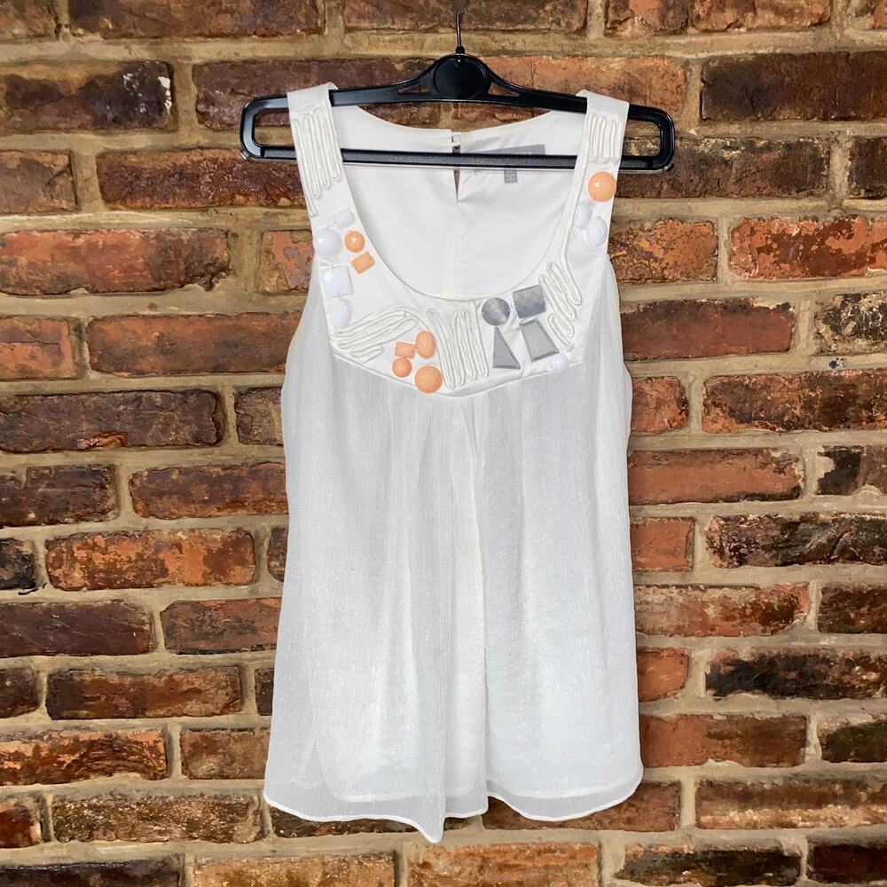 MM Couture Miss Me White Metallic Beaded Sleeveless Blouse Women's Size Medium
